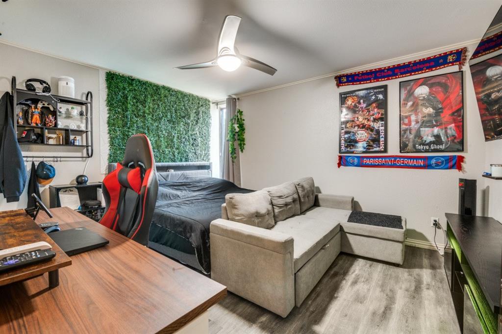 Castillian Condo The - Residential