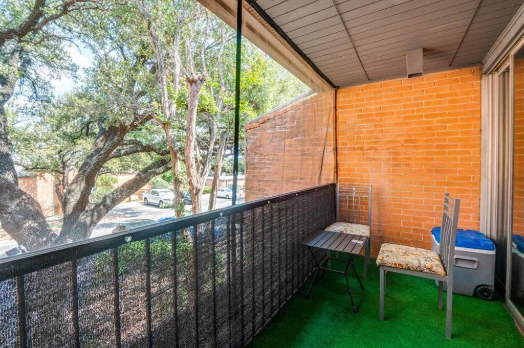 Castillian Condo The - Residential