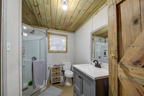 Tiny photo for 402 Aqua Way, Lake Bridgeport, TX 76426 (MLS # 21396877)