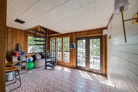 Tiny photo for 402 Aqua Way, Lake Bridgeport, TX 76426 (MLS # 21396877)