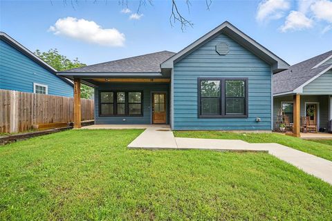 713 E Texas Street Denison TX 75021