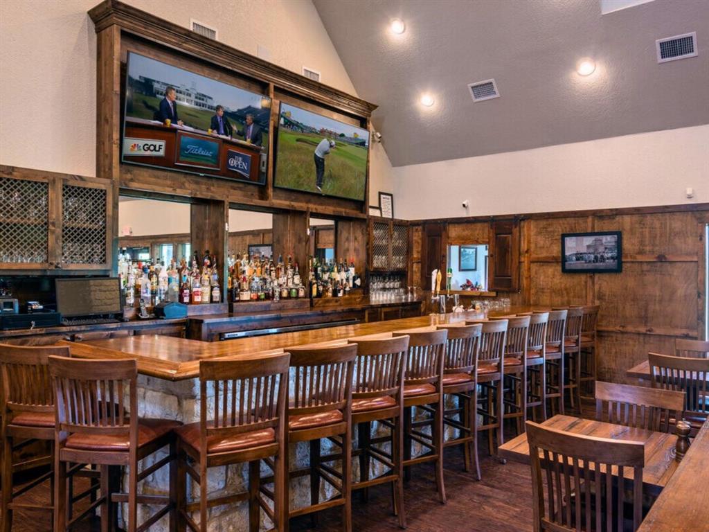 White Bluff #11 - Land