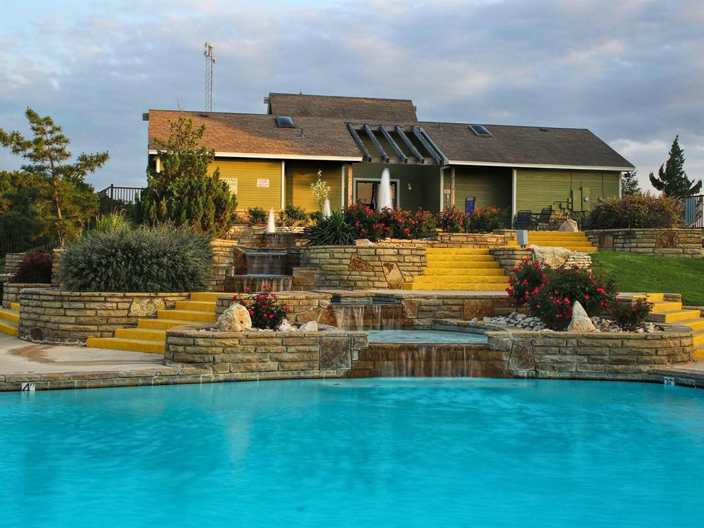 White Bluff #11 - Land