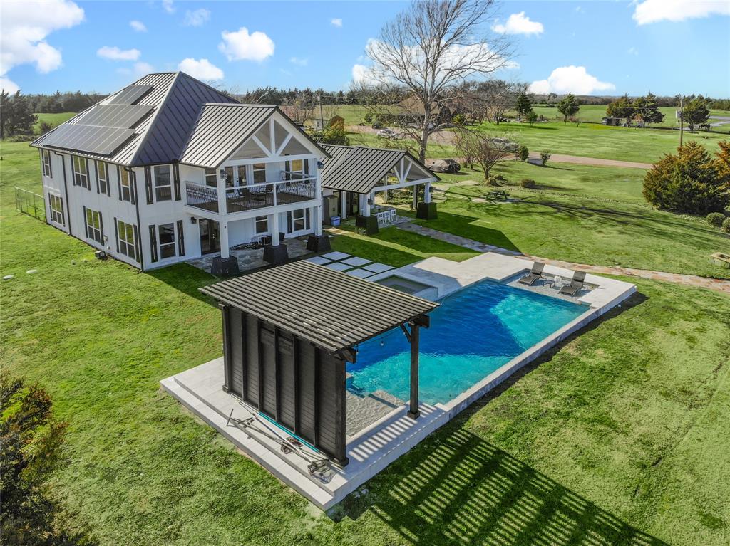 10767 Neal Road
