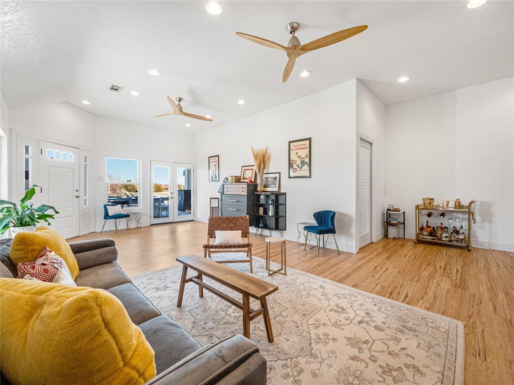 10767 Neal Road