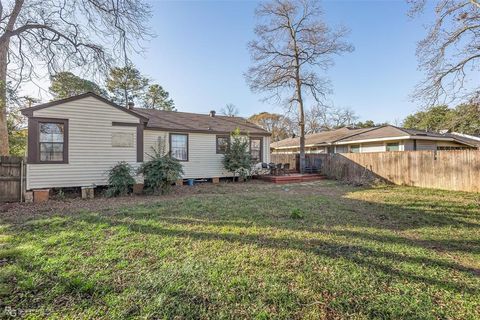 A home in Shreveport