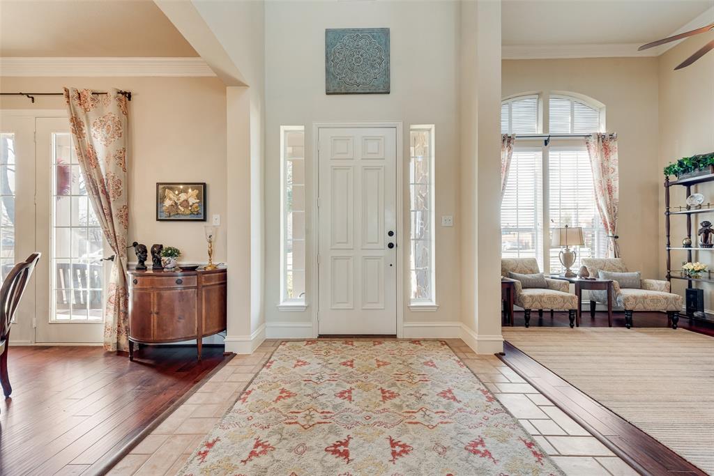 820 Shores Boulevard