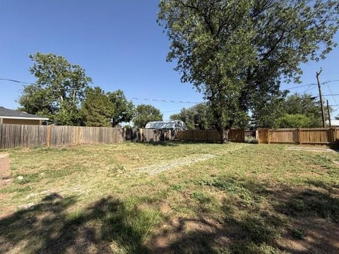 Tiny photo for 937 E 16th Street, Colorado City, TX 79512 (MLS # 21341478)