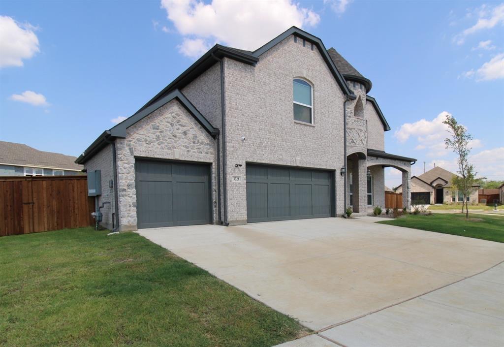 3328 Lakestriker Road