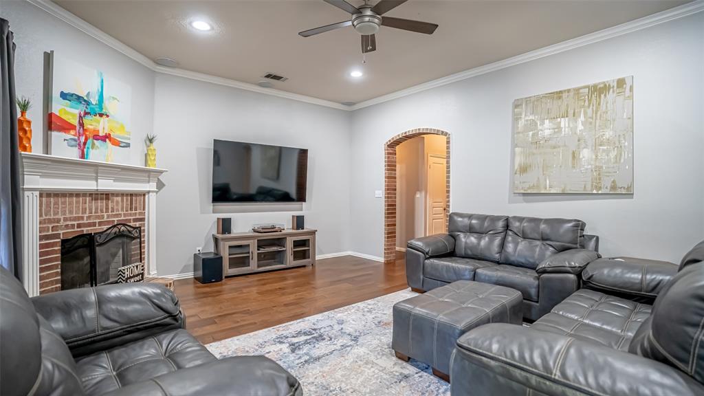 308 Vista Way Drive