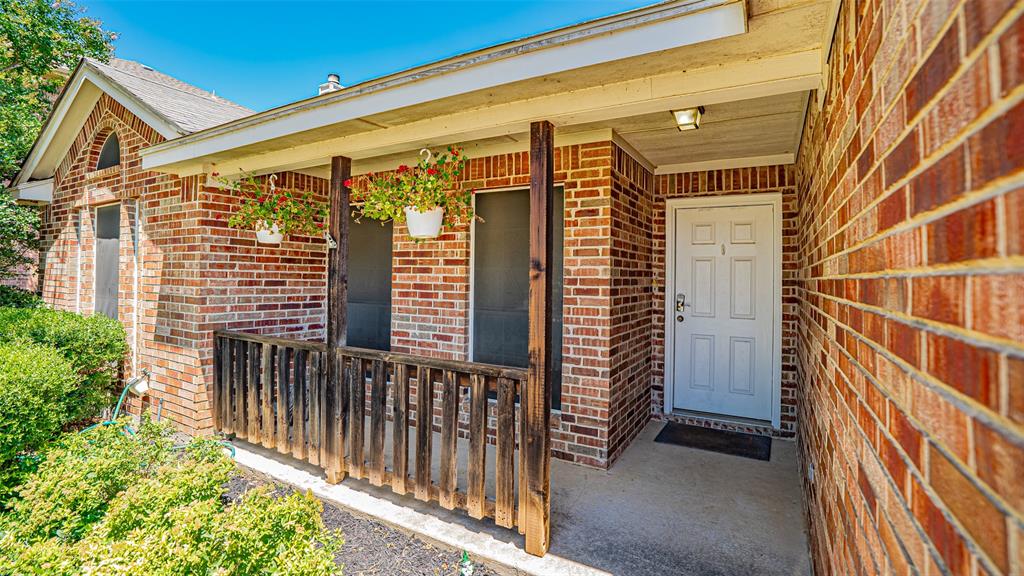 308 Vista Way Drive