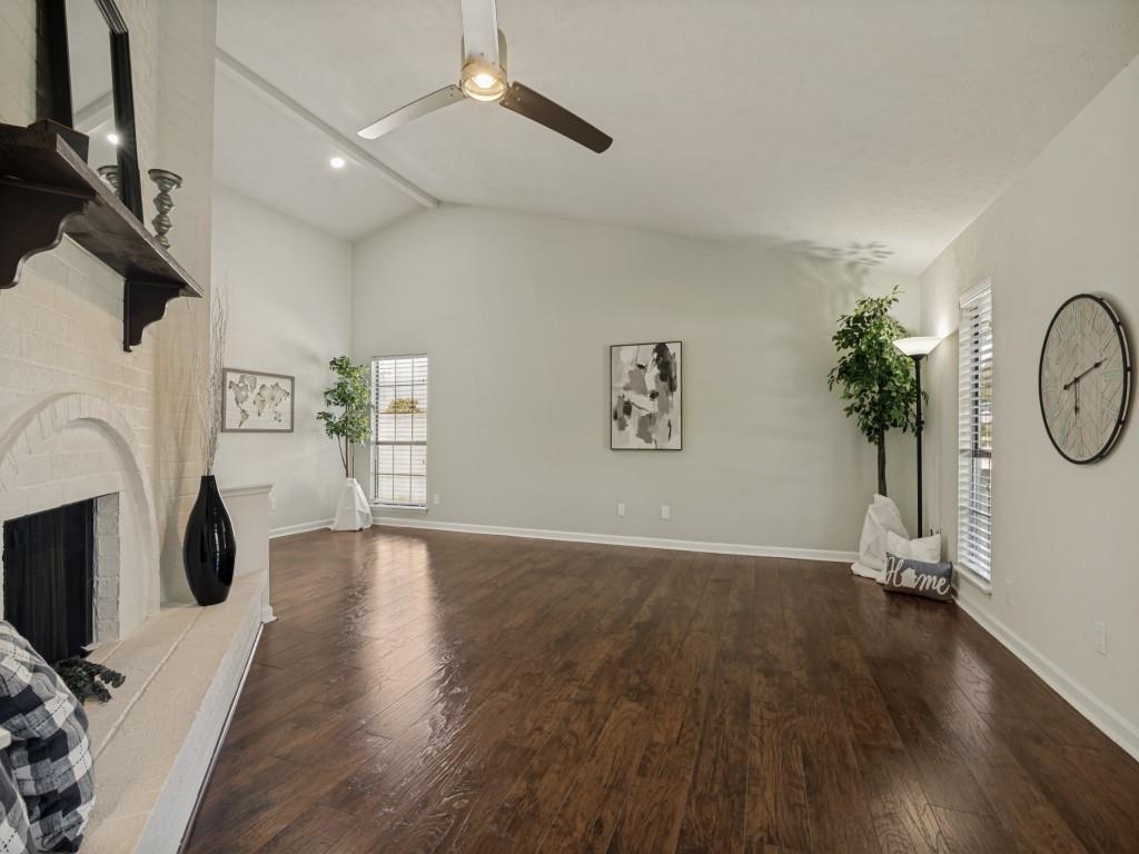 2036 Apple Valley Road
