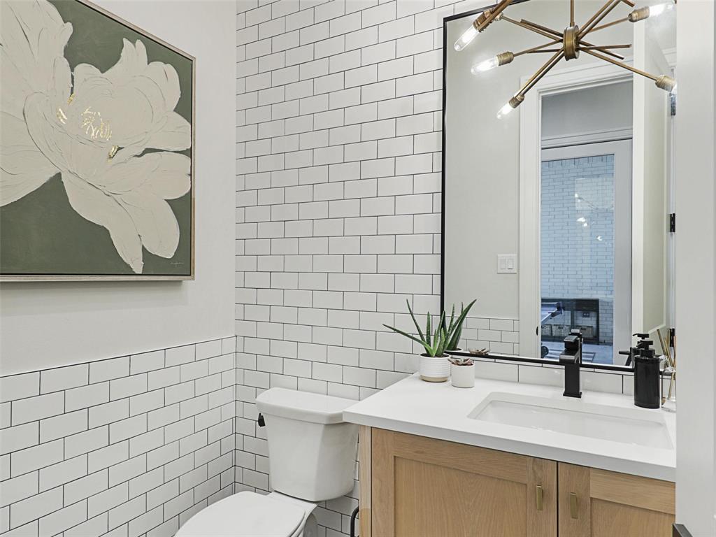 Hidden Creeks Pointe - Residential