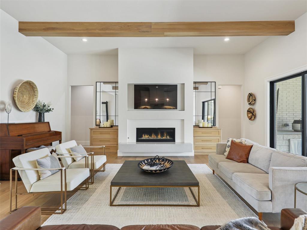 Hidden Creeks Pointe - Residential