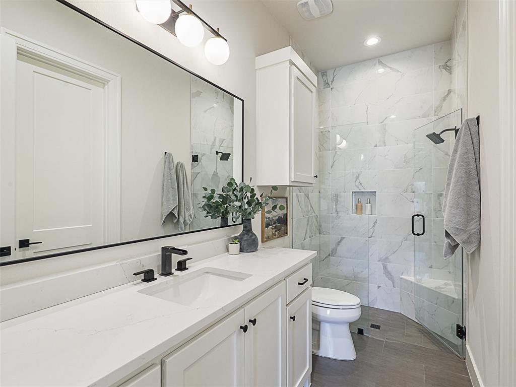 Hidden Creeks Pointe - Residential