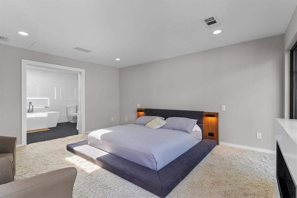 16831 Thomas Chapel Drive