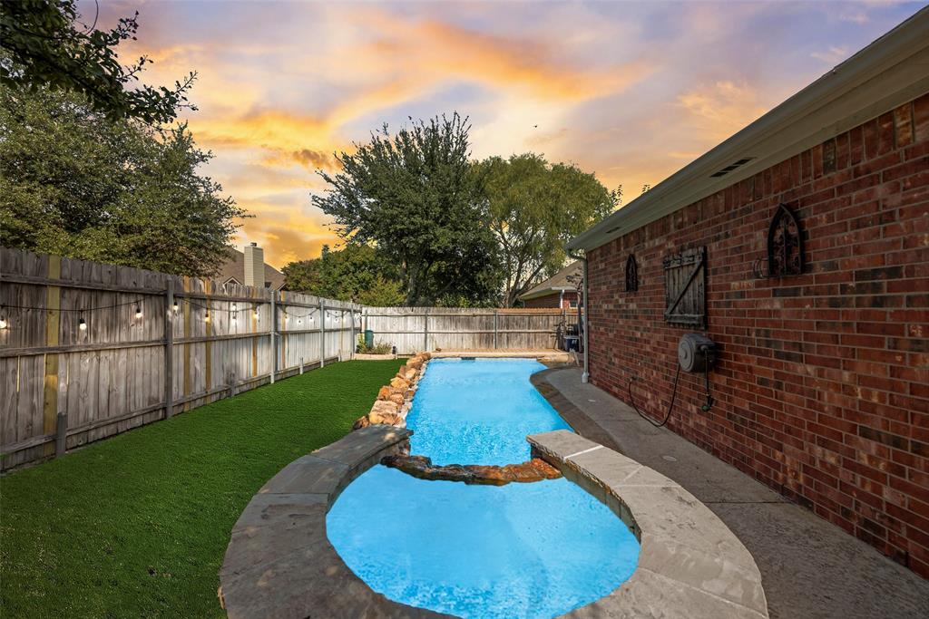 4601 Angelina Way