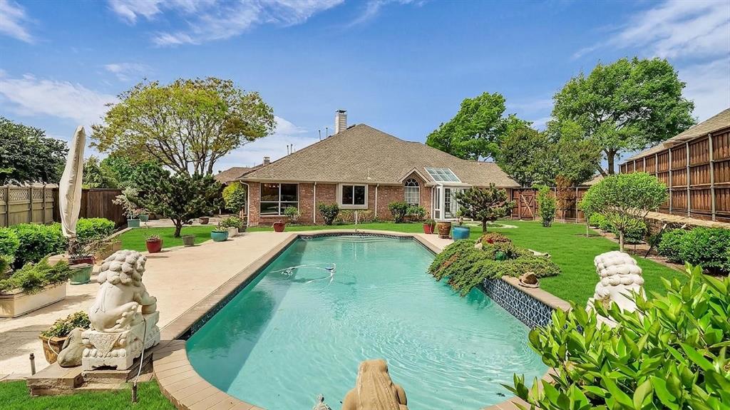 4400 Castleglen Drive