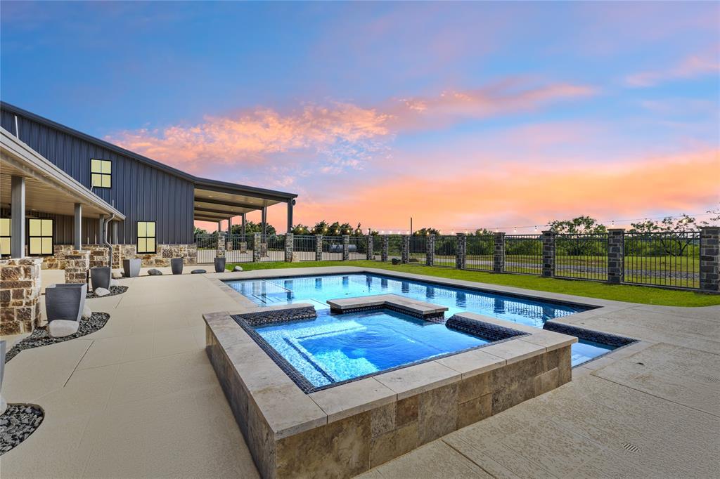 1249 County Road 4680