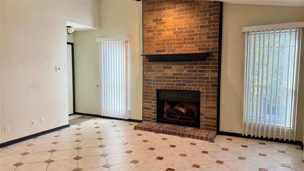 Cloisters Condo The - Residential