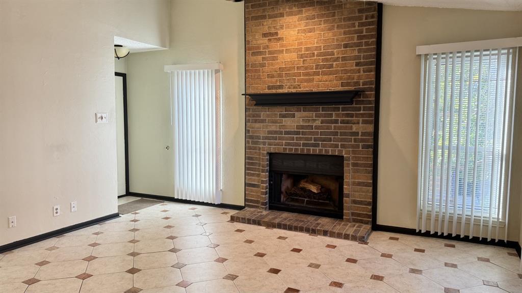 Cloisters Condo The - Residential