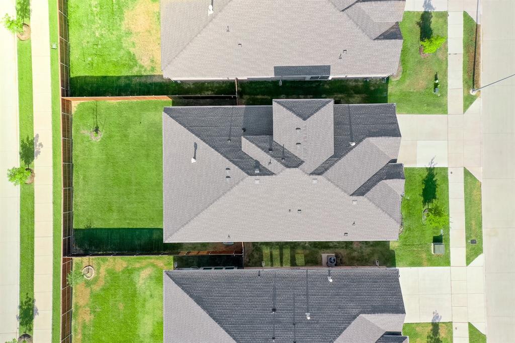 Justin, Texas 76247, United States, 4 Bedrooms Bedrooms, ,4 BathroomsBathrooms,Residential,Pending,38377