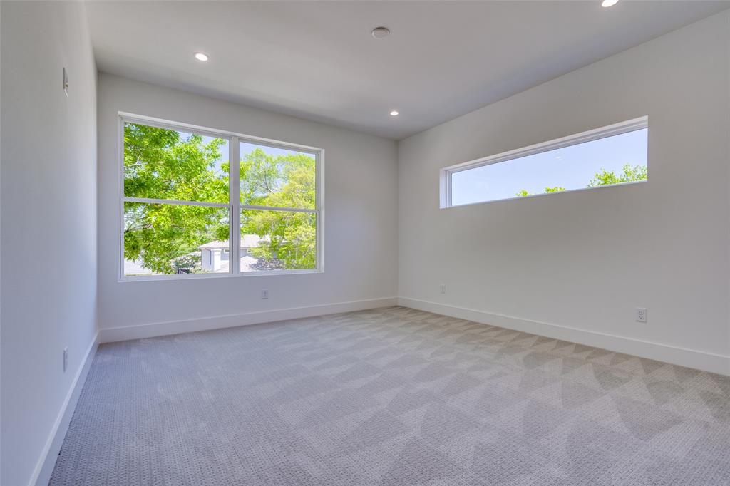 HAL MOSELEYS - Residential