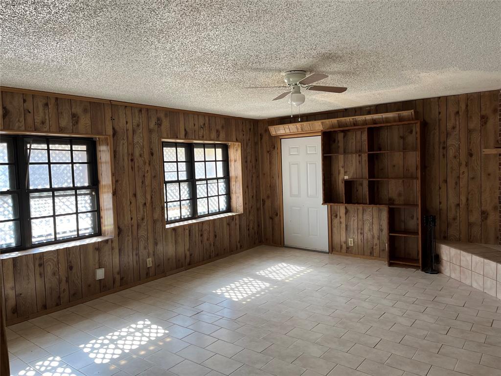 14847 Green Valley Drive