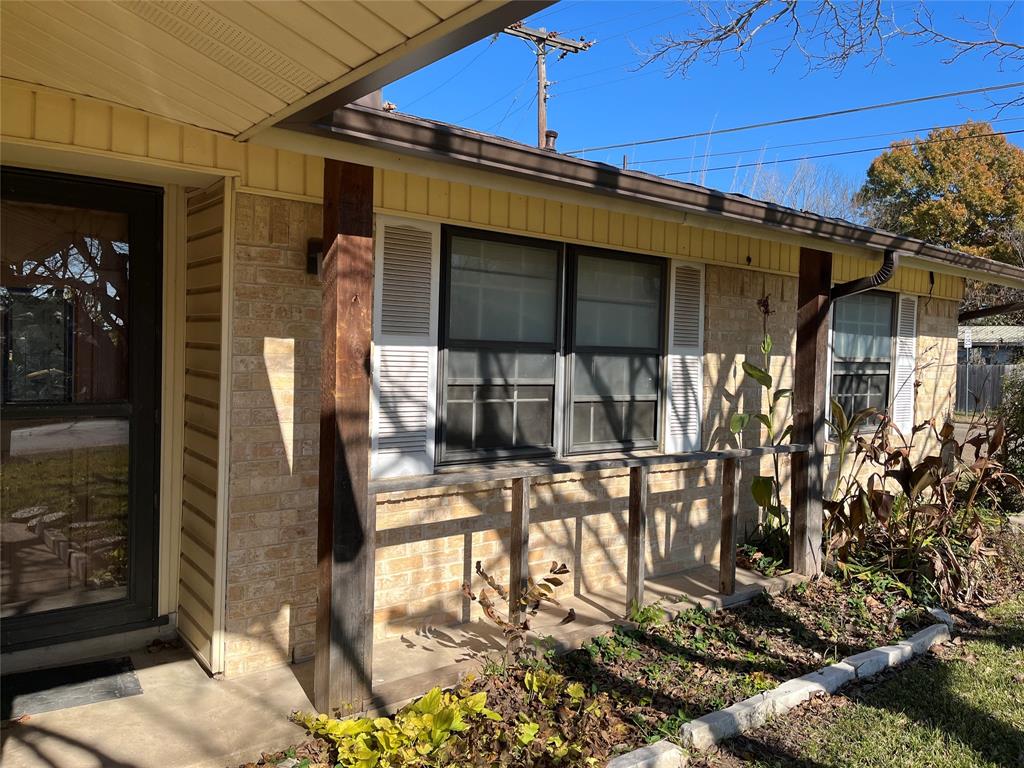 14847 Green Valley Drive