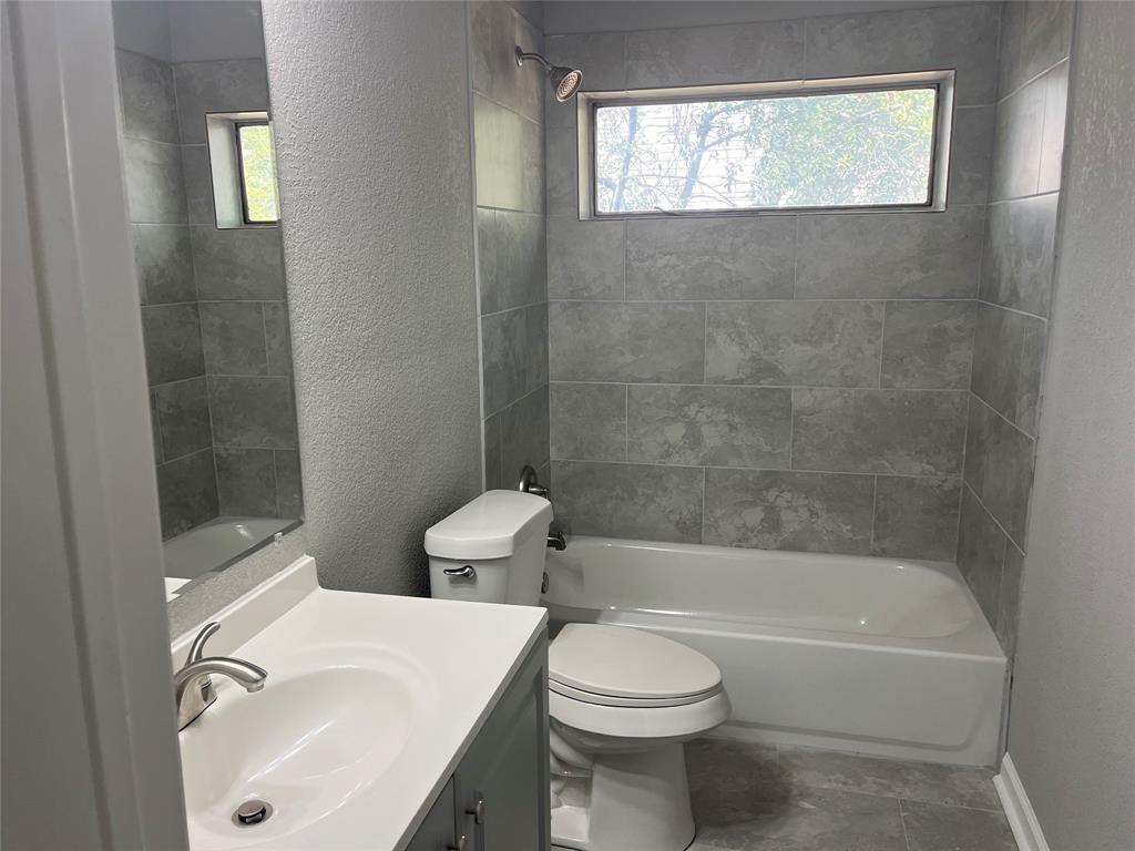 Oak Tree Estates - Residential