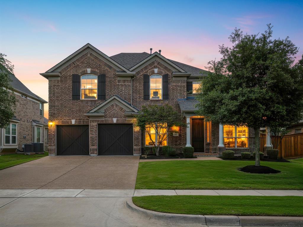 2827 Mariposa Drive