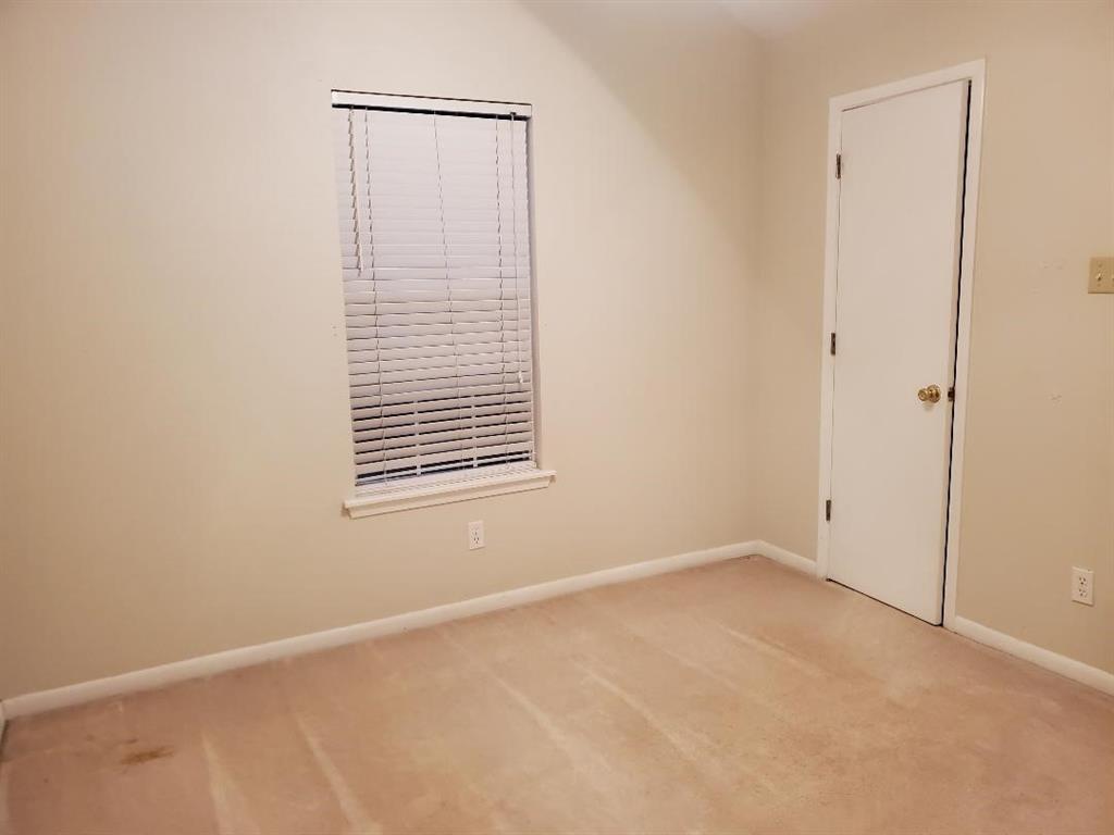 Holly Lake - Residential