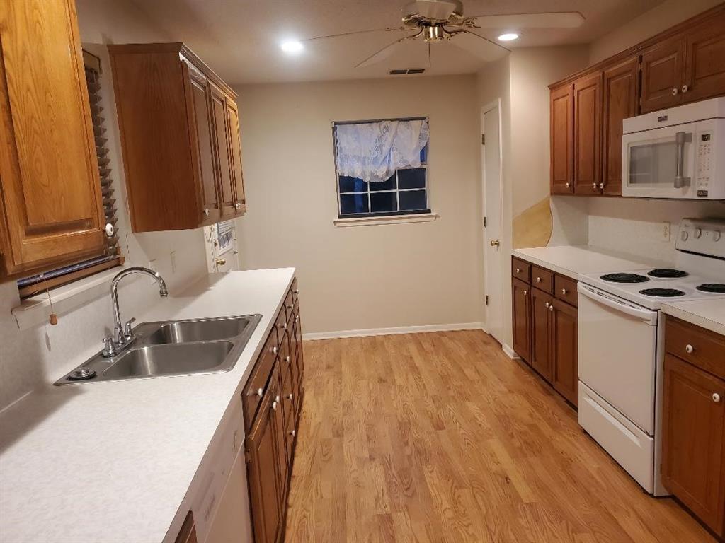 Holly Lake - Residential