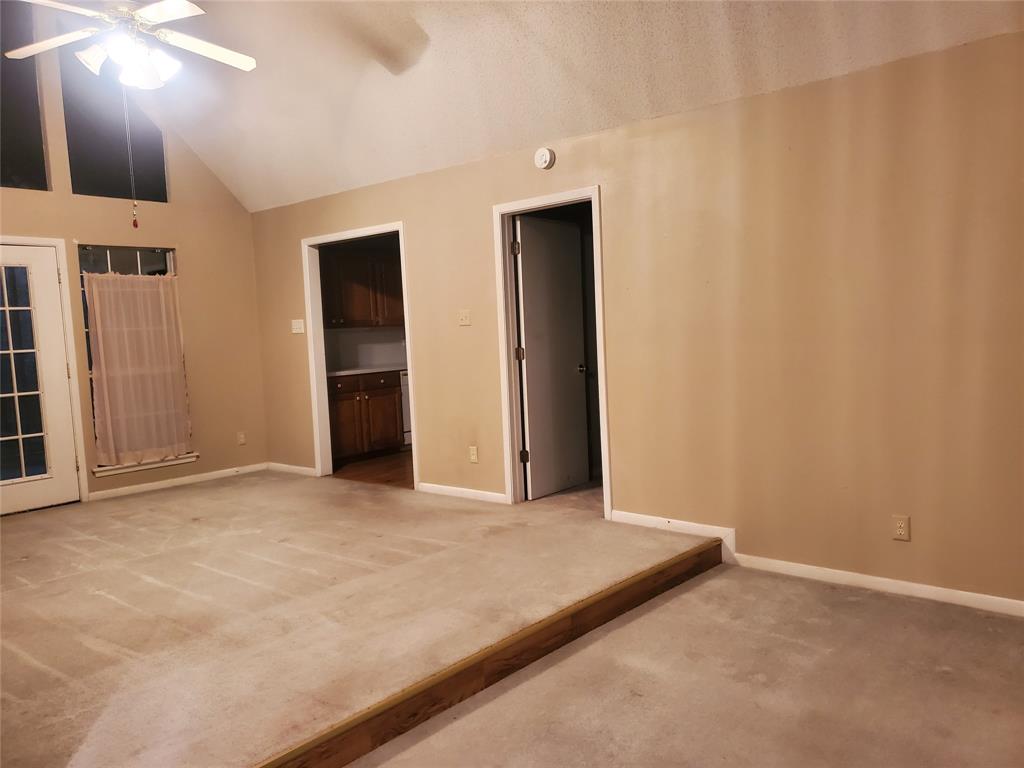 Holly Lake - Residential