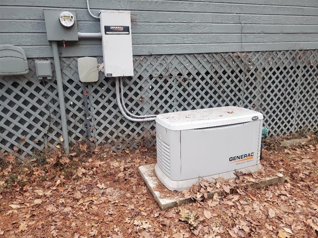 Holly Lake - Residential