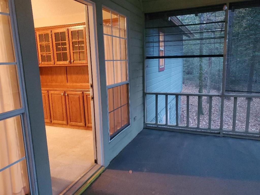 Holly Lake - Residential