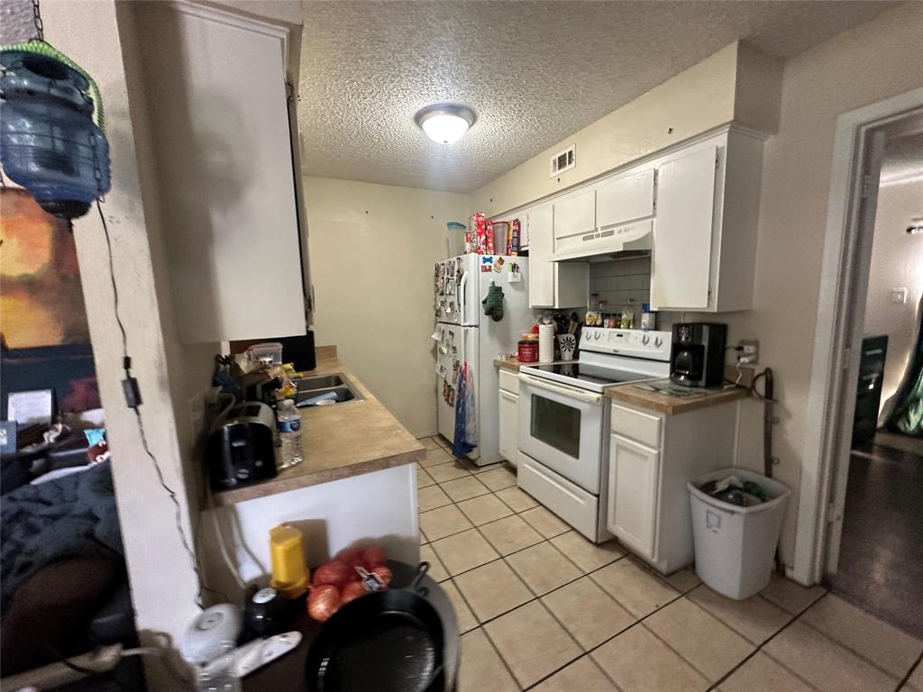 503 W Norwood