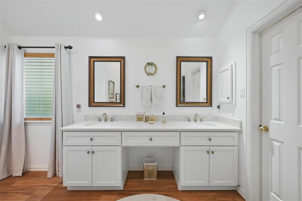 Lantana, Texas 76226, United States, 3 Bedrooms Bedrooms, ,3 BathroomsBathrooms,Residential,Active,141596