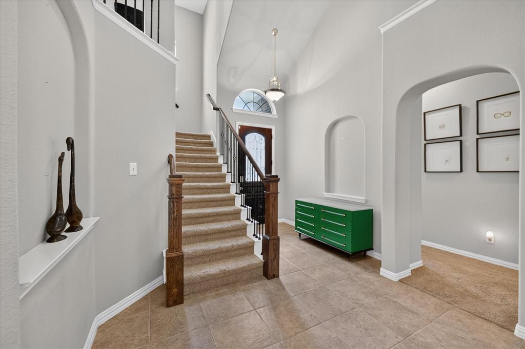 2409 Lakebend Drive