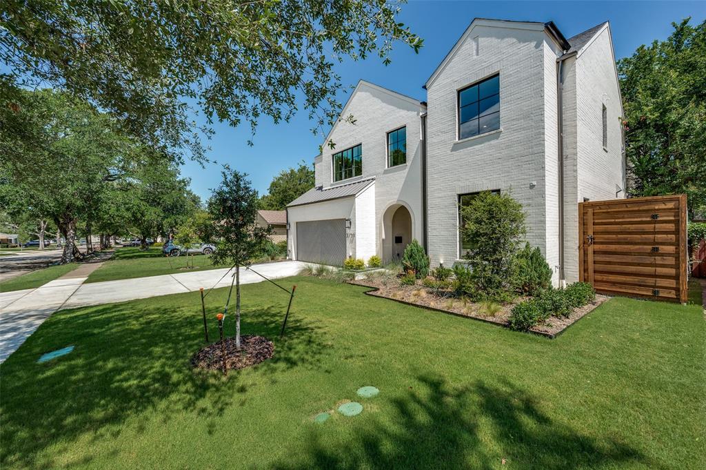 3739 Park Lane
