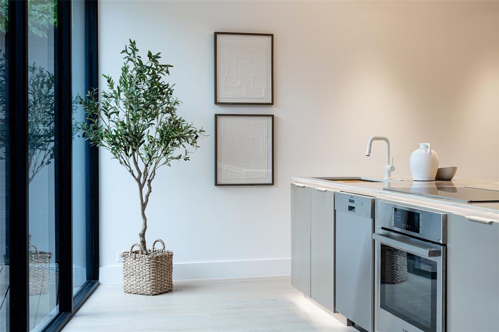 Lawson - Residential