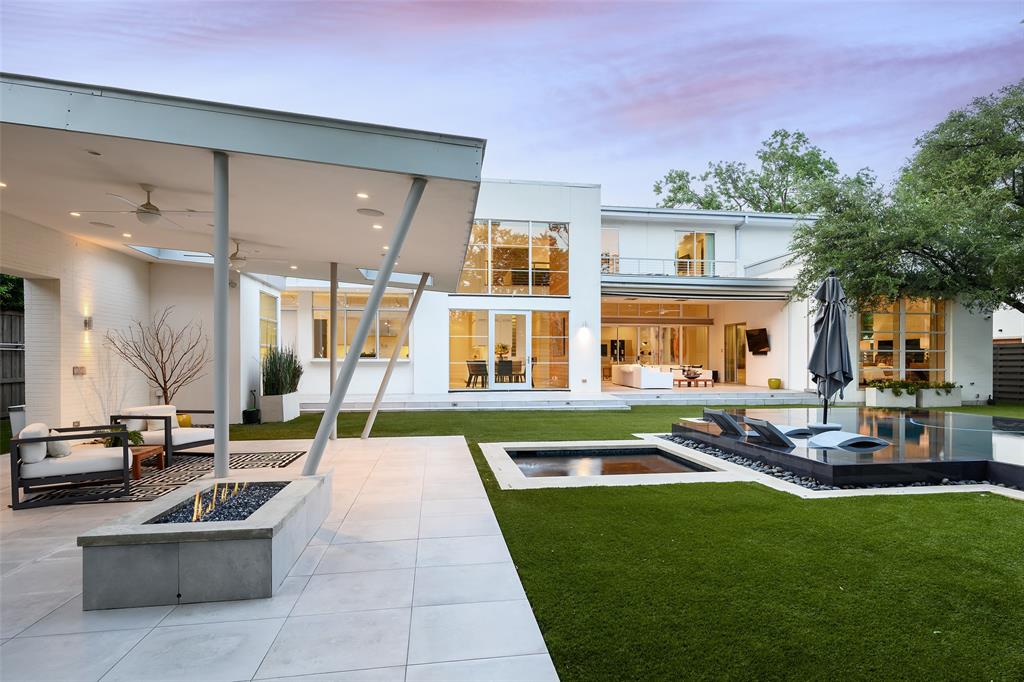 6446 Prestonshire Lane
