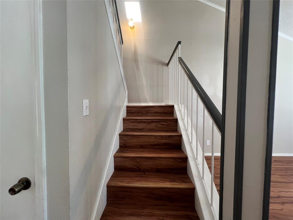 Huntington Village Add - Residential Lease