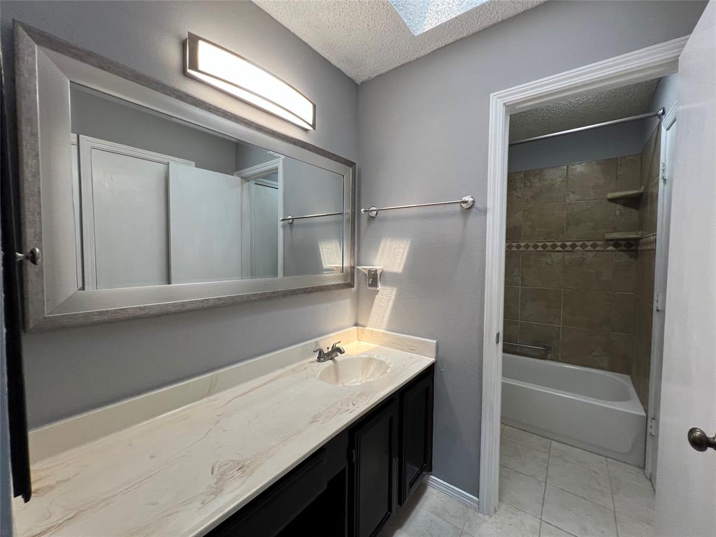 Huntington Village Add - Residential Lease