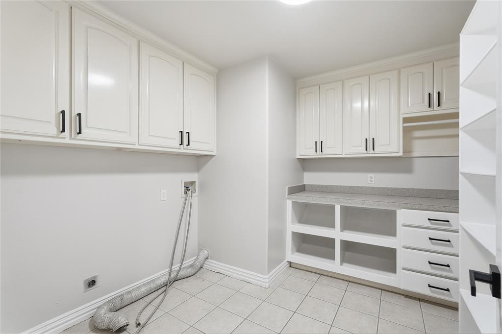 Oaks 01 - Residential