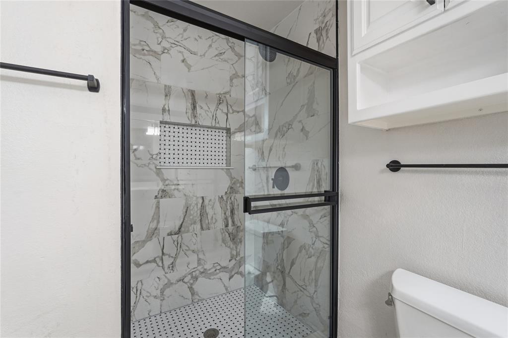 Oaks 01 - Residential