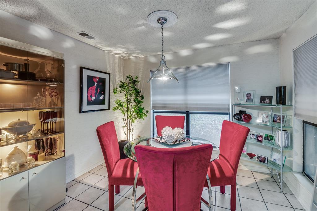 Cloisters Condo The - Residential