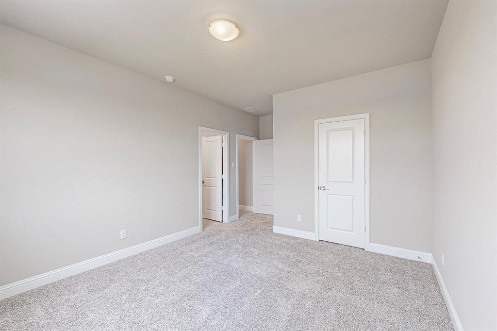 ANACAPRI PHASE 1A - Residential Lease