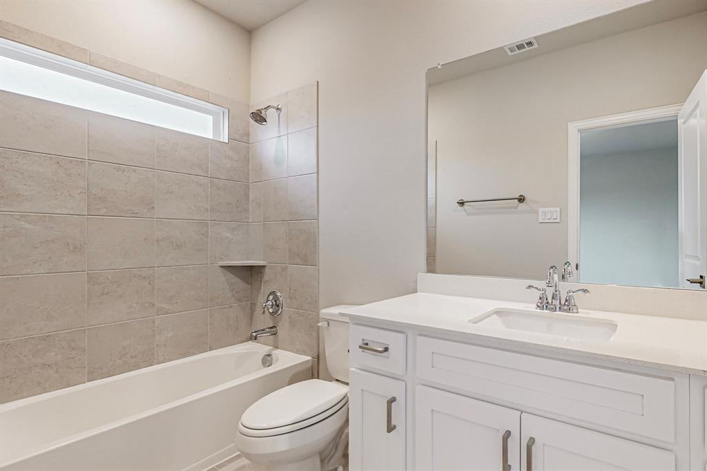 ANACAPRI PHASE 1A - Residential Lease