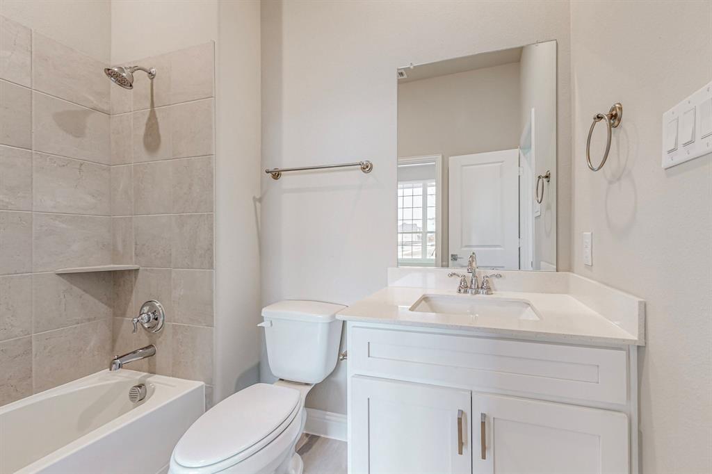 ANACAPRI PHASE 1A - Residential Lease